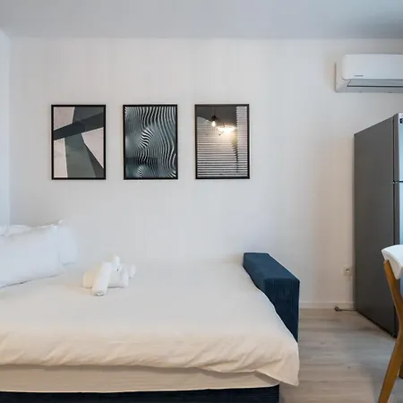 아파트 Spring Apartment 1100 *