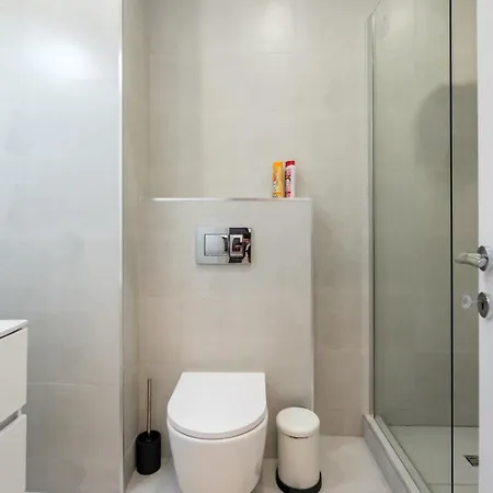 Spring Apartment 1100 * 부쿠레슈티