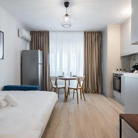 아파트 Spring Apartment 1100